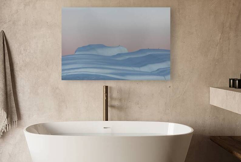 Arctic night by Richard Mardens